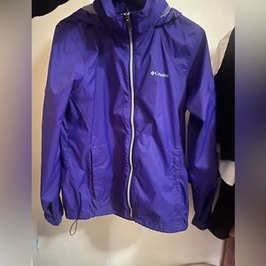 Large Columbia wind breaker